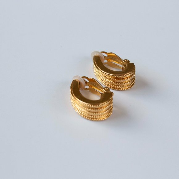 Textured Gold English Lock Clip-on Earrings - Picture 3 of 5